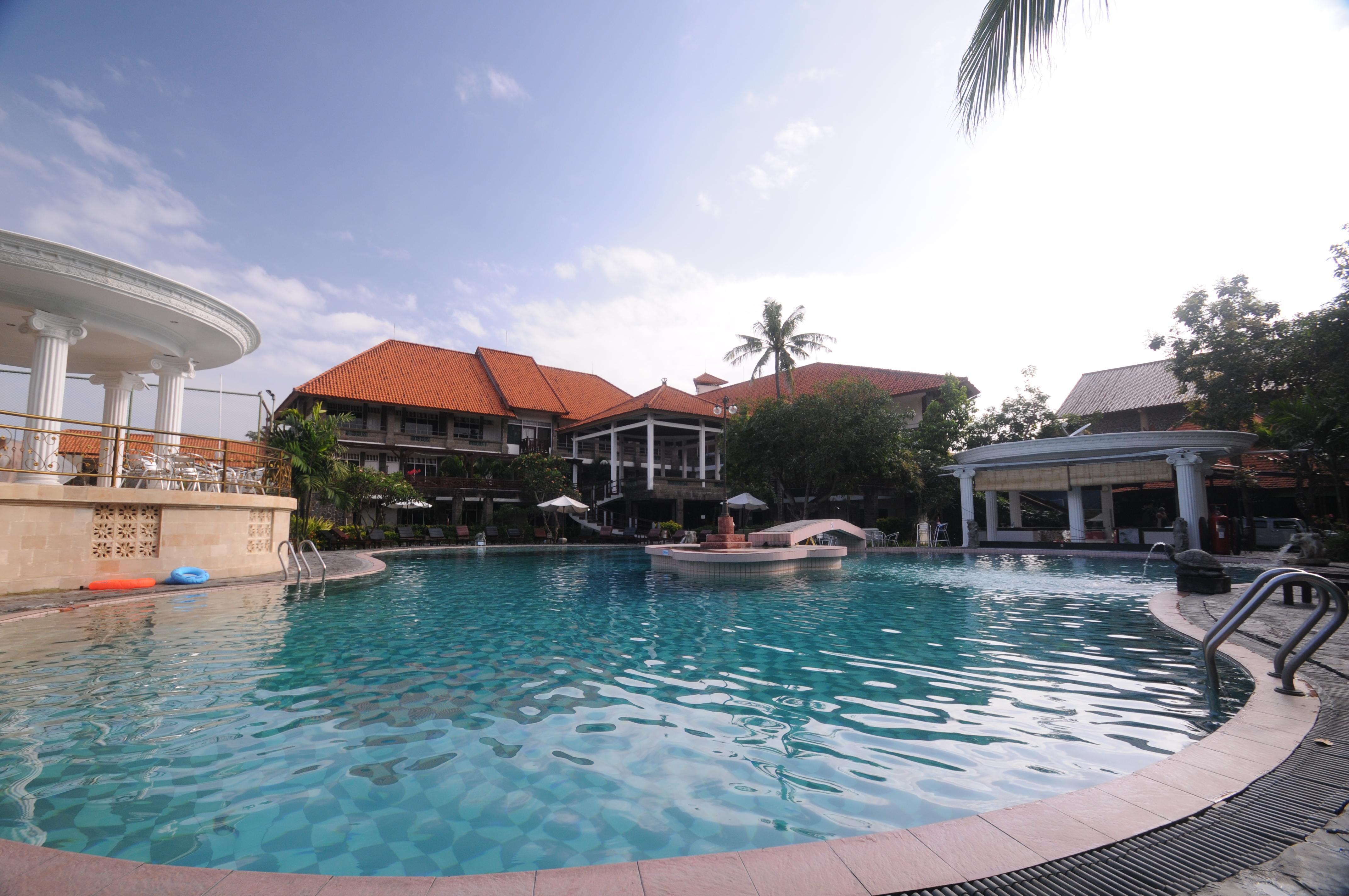 Melasti Beach Resort & Spa Legian Екстер'єр фото