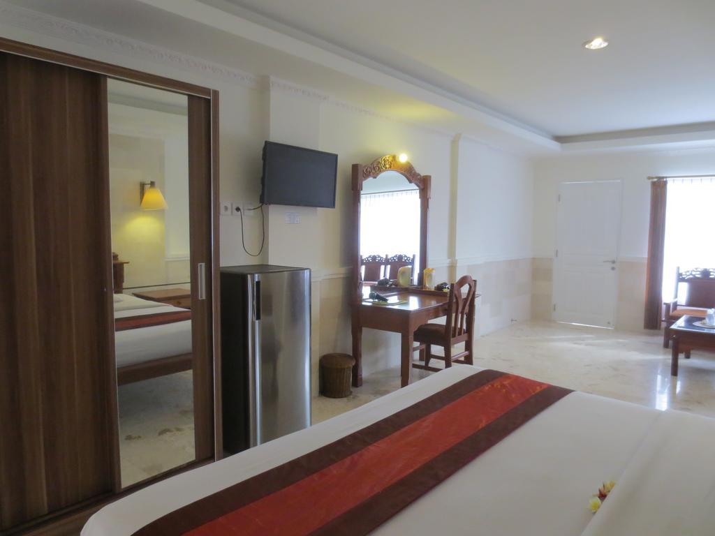 Melasti Beach Resort & Spa Legian Екстер'єр фото